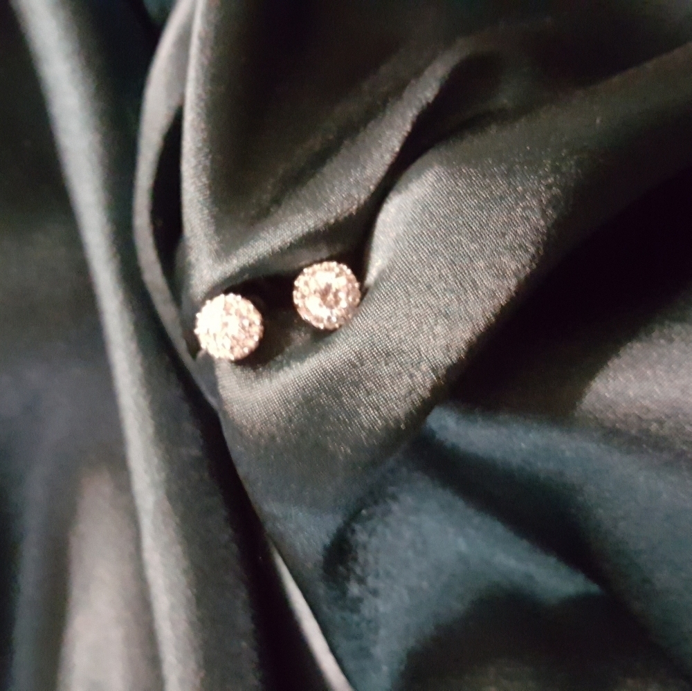 Halo Cubic  Zirconia Studs - Picture 2 of 4